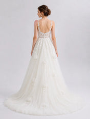 Romantic A-Line Tulle Wedding Dress with Floral Lace Bodice & 3D Appliqués