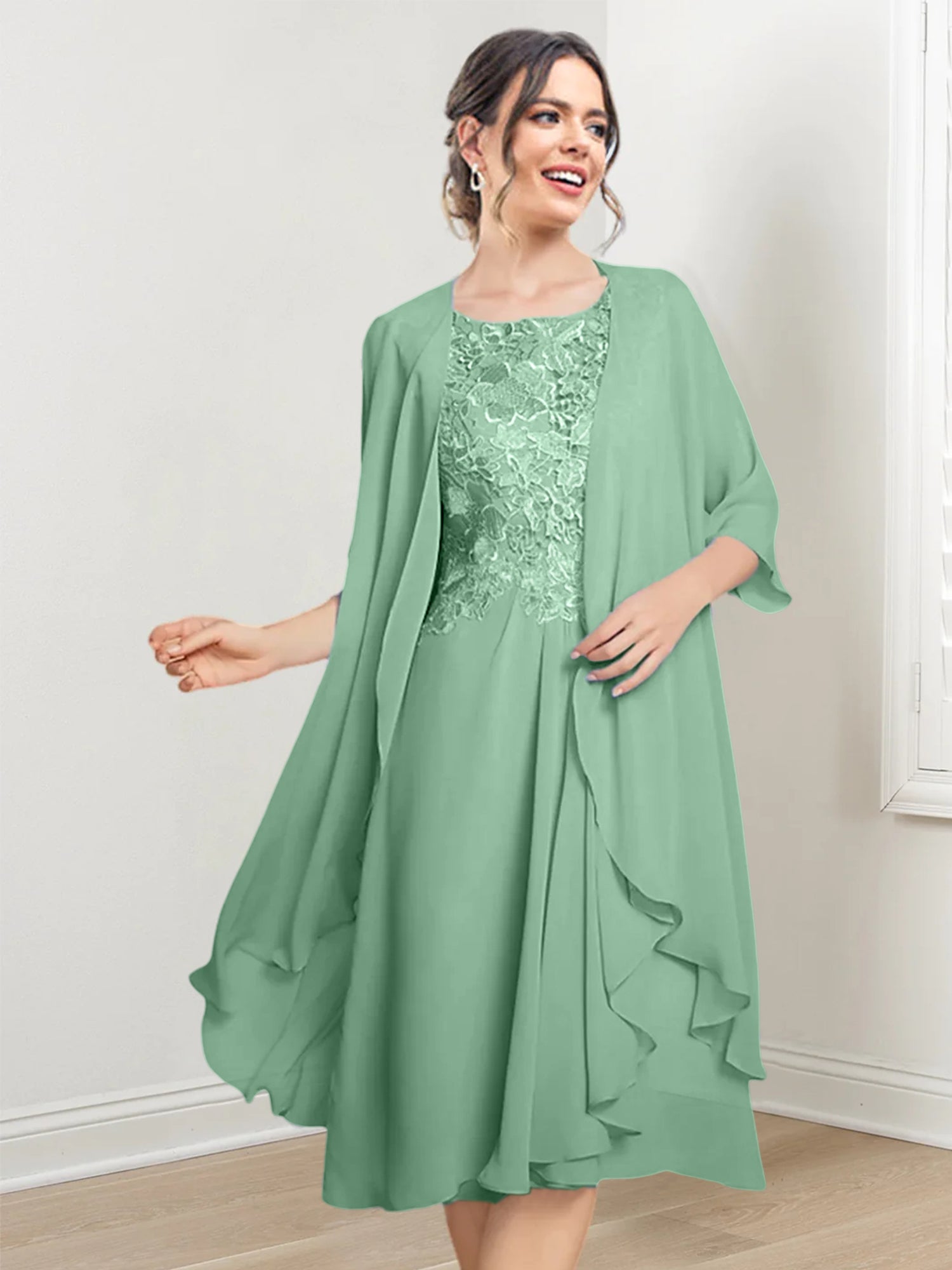 Princess Scoop Knee-Length Mother of the Bride Dresses