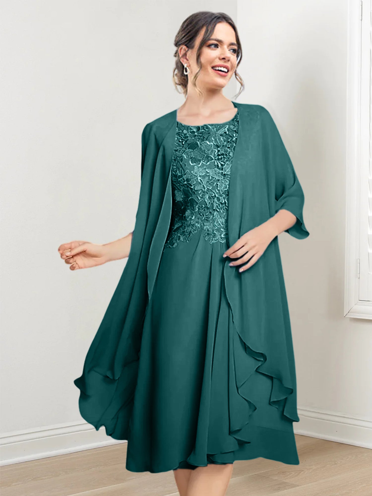 Princess Scoop Knee-Length Mother of the Bride Dresses