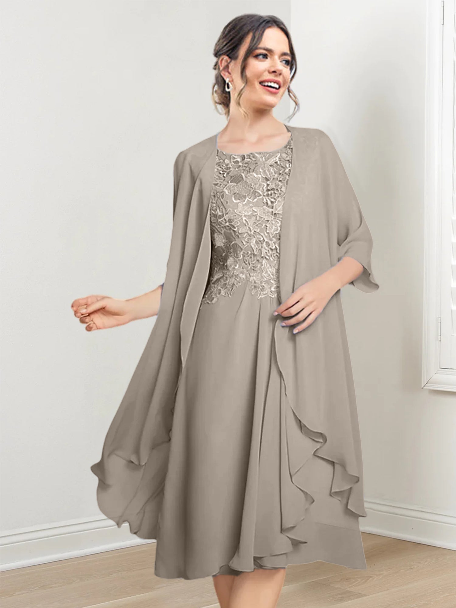 Princess Scoop Knee-Length Mother of the Bride Dresses