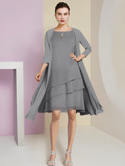 A-Line/Princess Jewel Neck Knee-Length Mother of the Bride Dresses