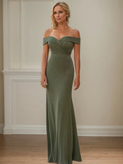Sheath/Column Off the Shoulder Sleeveless Satin Mother of the Bride Dress