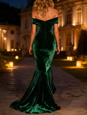 Dark Green Long Velvet Mermaid Holiday Party Dress with Pleats