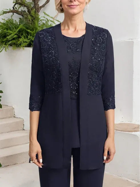 Robe de mère de la mariée en mousseline de soie et dentelle, longueur au sol, décolleté plongeant et sequins 