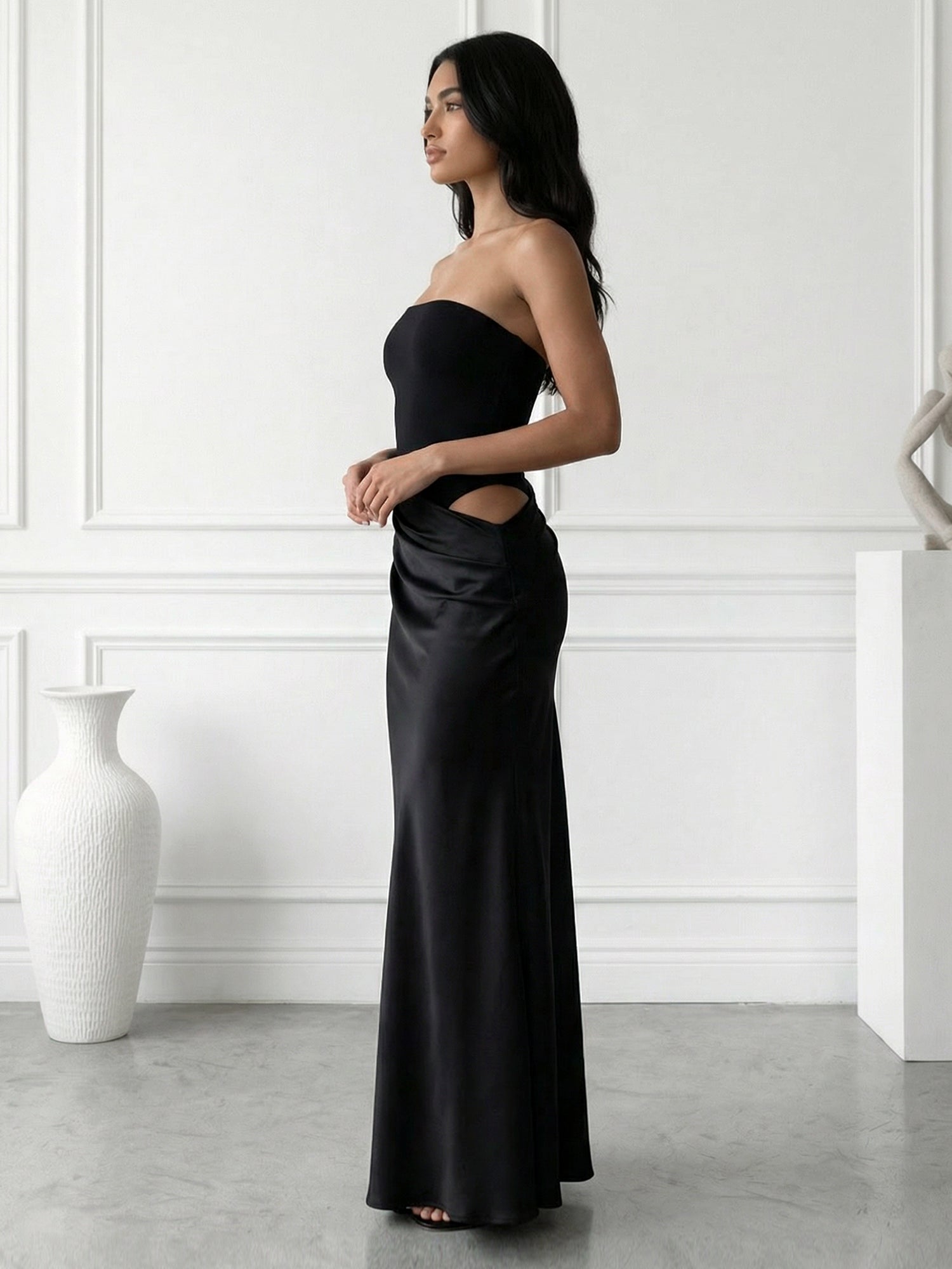 Black Hollowed Strapless Mermaid Maxi Dresses with Pleat