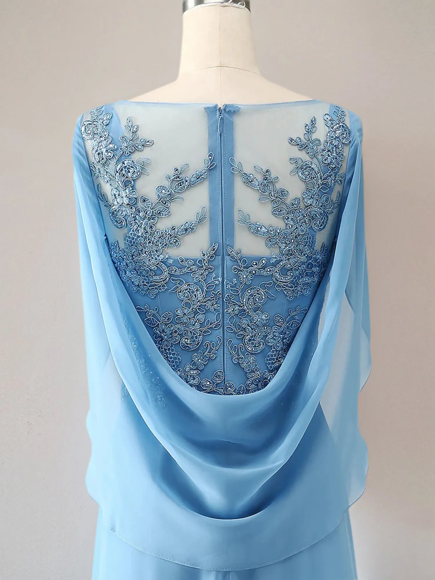 Trumpet/Mermaid Scoop Neck 1/2 Sleeve Chiffon Mother of the Bride Dress With Beadings