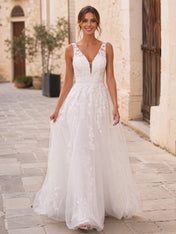 Elegant V-Neck Sleeveless A-Line Lace and Tulle Wedding Dress