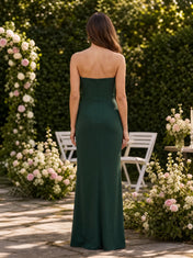 Elegant Emerald Green Strapless Evening Dress with Ruched Waist and Slit