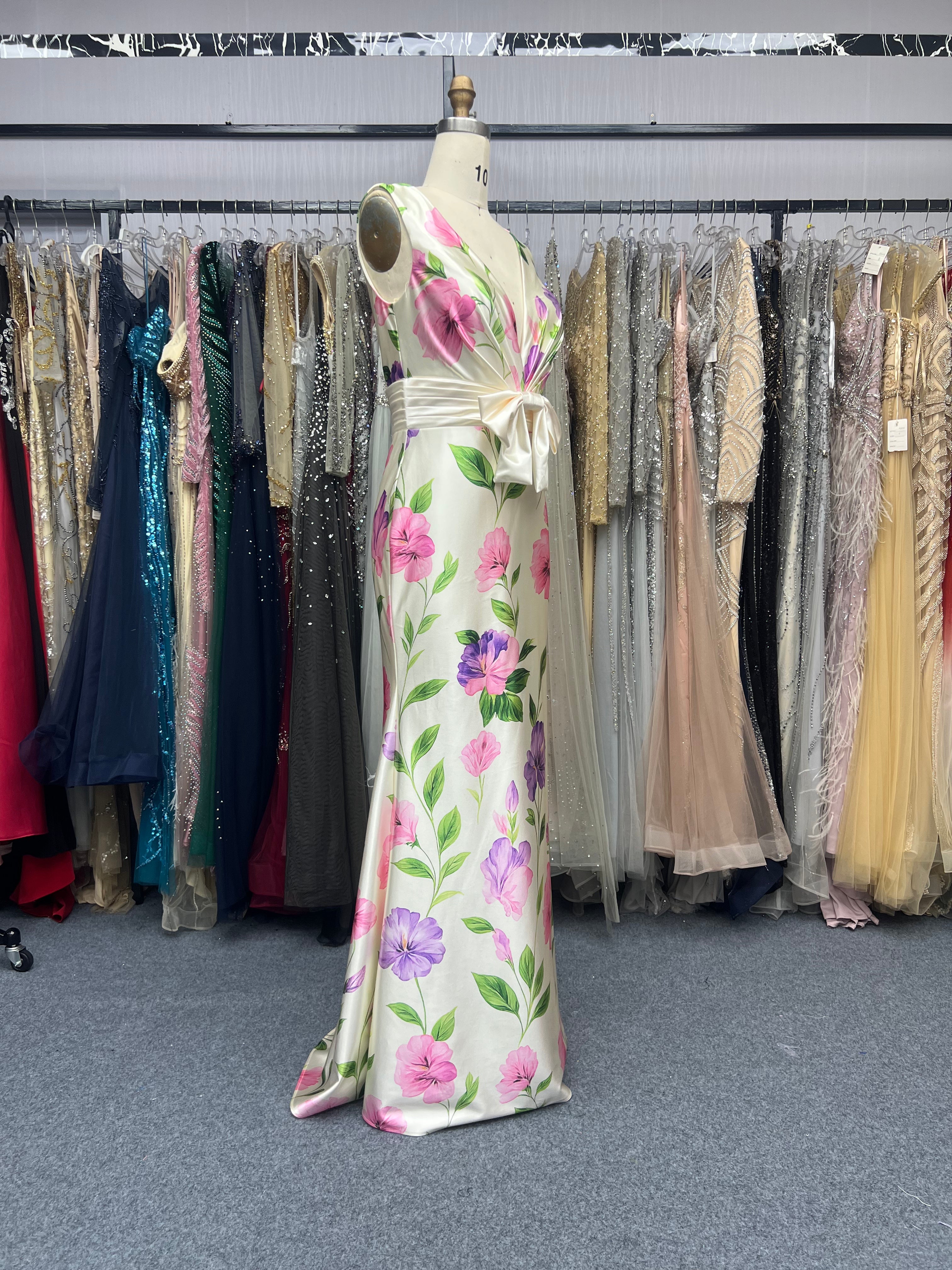 White Bow Floral V Neck Sleeveless Mermaid Gown Satin Dress