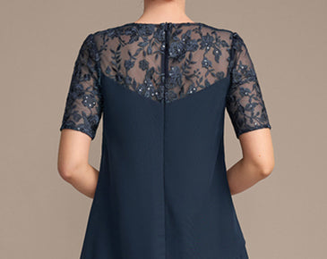 Back Style: Back Zip