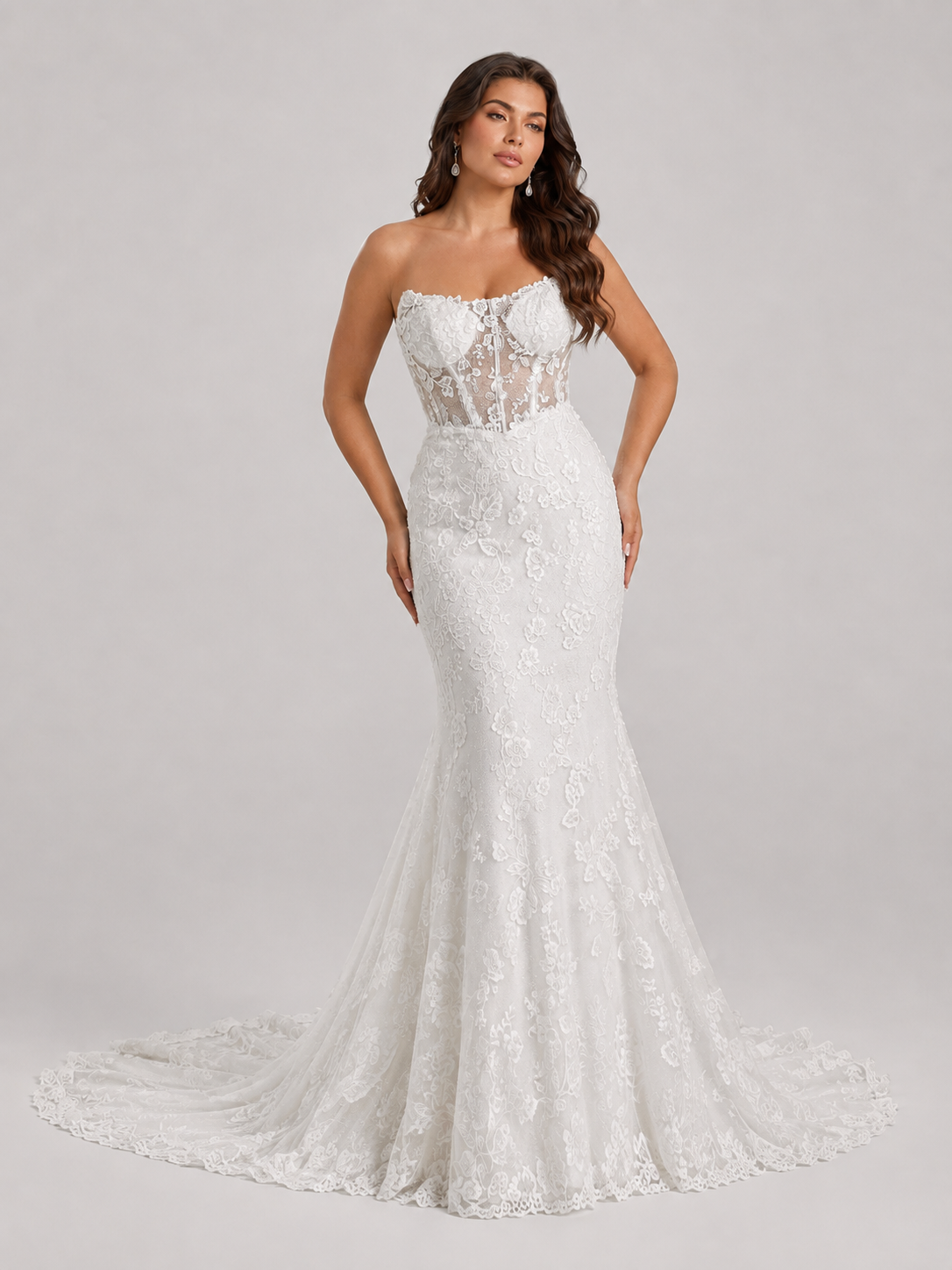Elegant Strapless Sweetheart Lace Mermaid Wedding Dress with Chapel Train