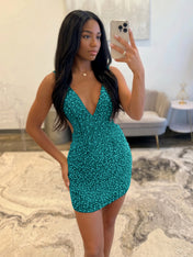 White V Neck Pearl Embellished Short Homecoming Dresses