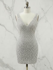 White V Neck Pearl Embellished Short Homecoming Dress