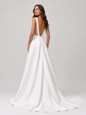 Elegant Scoop Neck Satin A-Line Wedding Dress with Pockets and Chapel Train
