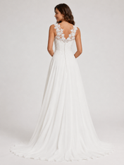 Elegant Lace Applique V-Neck Chiffon A-Line Wedding Dress with Chapel Train