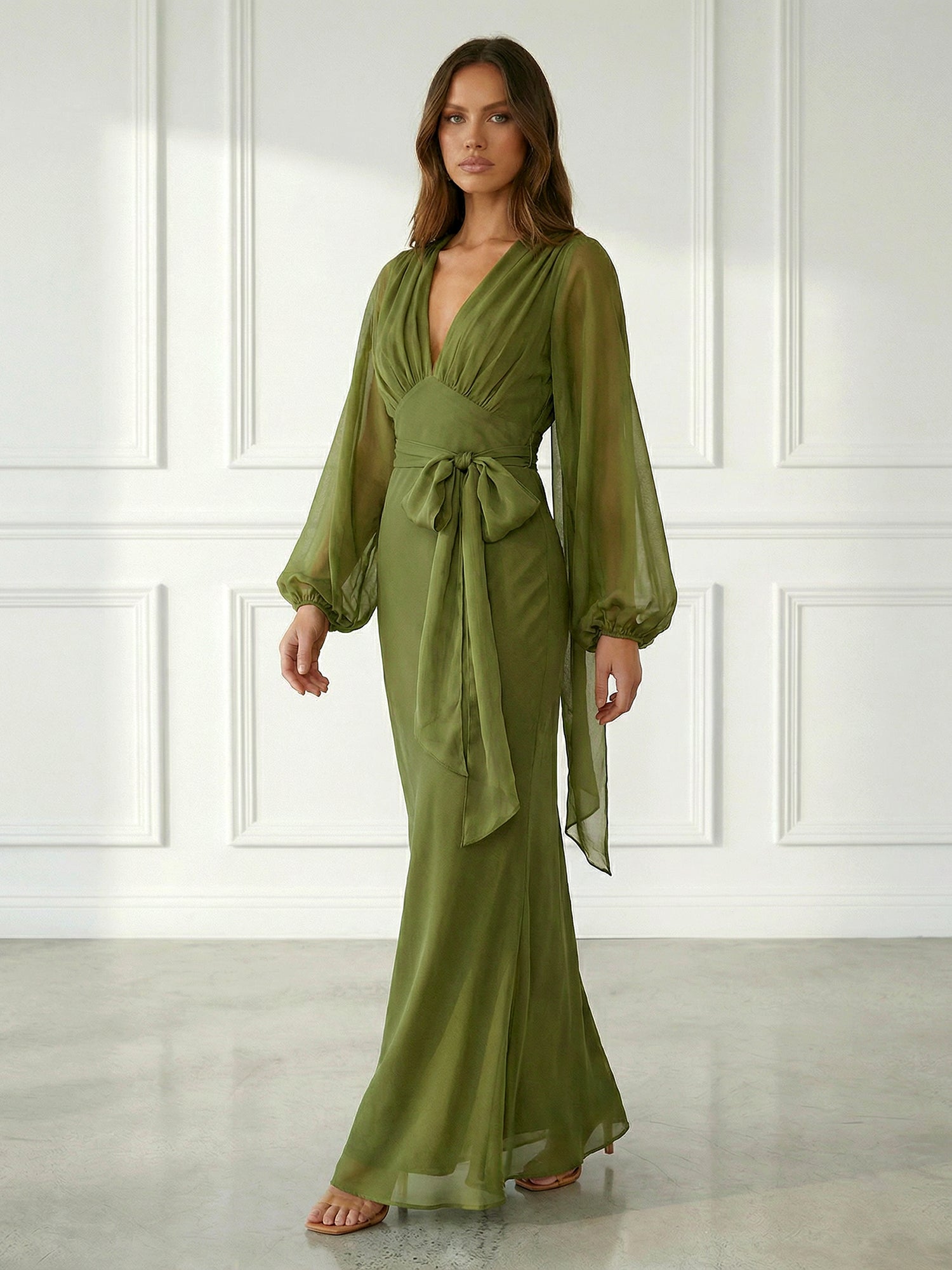 Green Long Sleeves Mermaid Chiffon Maxi Dress with Belt