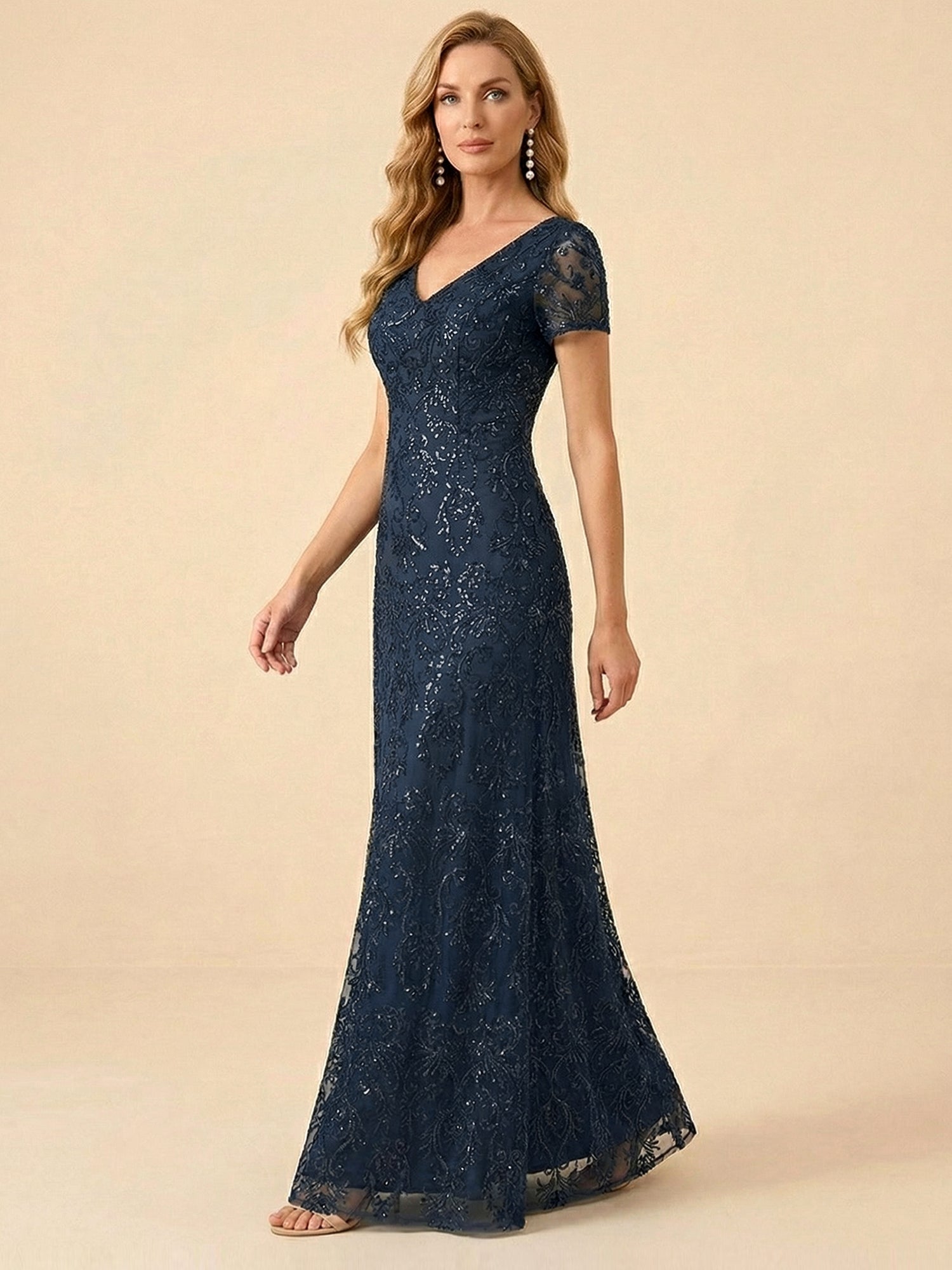 Navy Blue V-Neck Embroidery Short Sleeves Mother of the Brides Gown