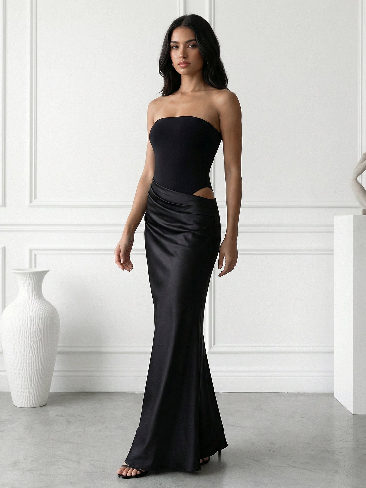 Black Hollowed Strapless Mermaid Maxi Dresses with Pleat