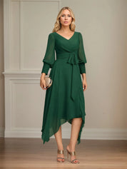 A-line V-Neck Asymmetrical Chiffon Mother of the Bride Dress With Bow Pleated