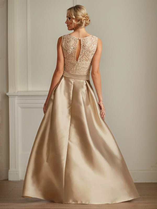 A-Line/Princess Jewel Neck Sleeveless Mother Of The Bride Dresses With Pleats Lace