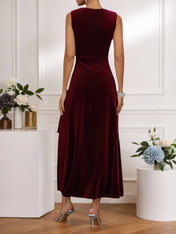 Wine Red Rhinestone Ruched Velvet V Neck Sleeveless A-Line Midi Dress