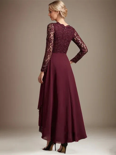 Robe de mère de la mariée asymétrique en mousseline de soie et dentelle, coupe trapèze et col en V 