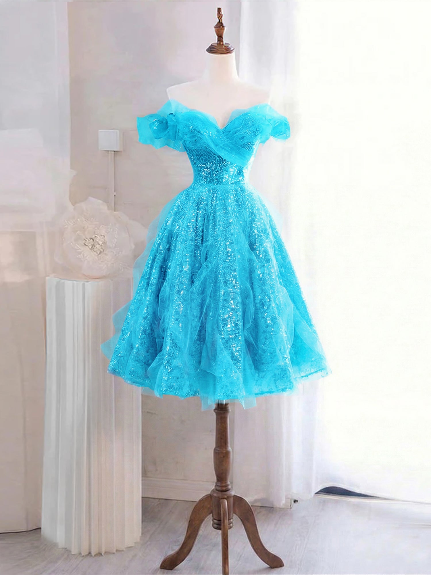 Whimsical Lavender Glitter Tulle Off-the-Shoulder Mini Homecoming Dress