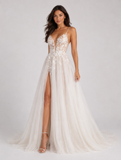 Elegant Floral Applique Tulle A-Line Wedding Dress with Sweep Train