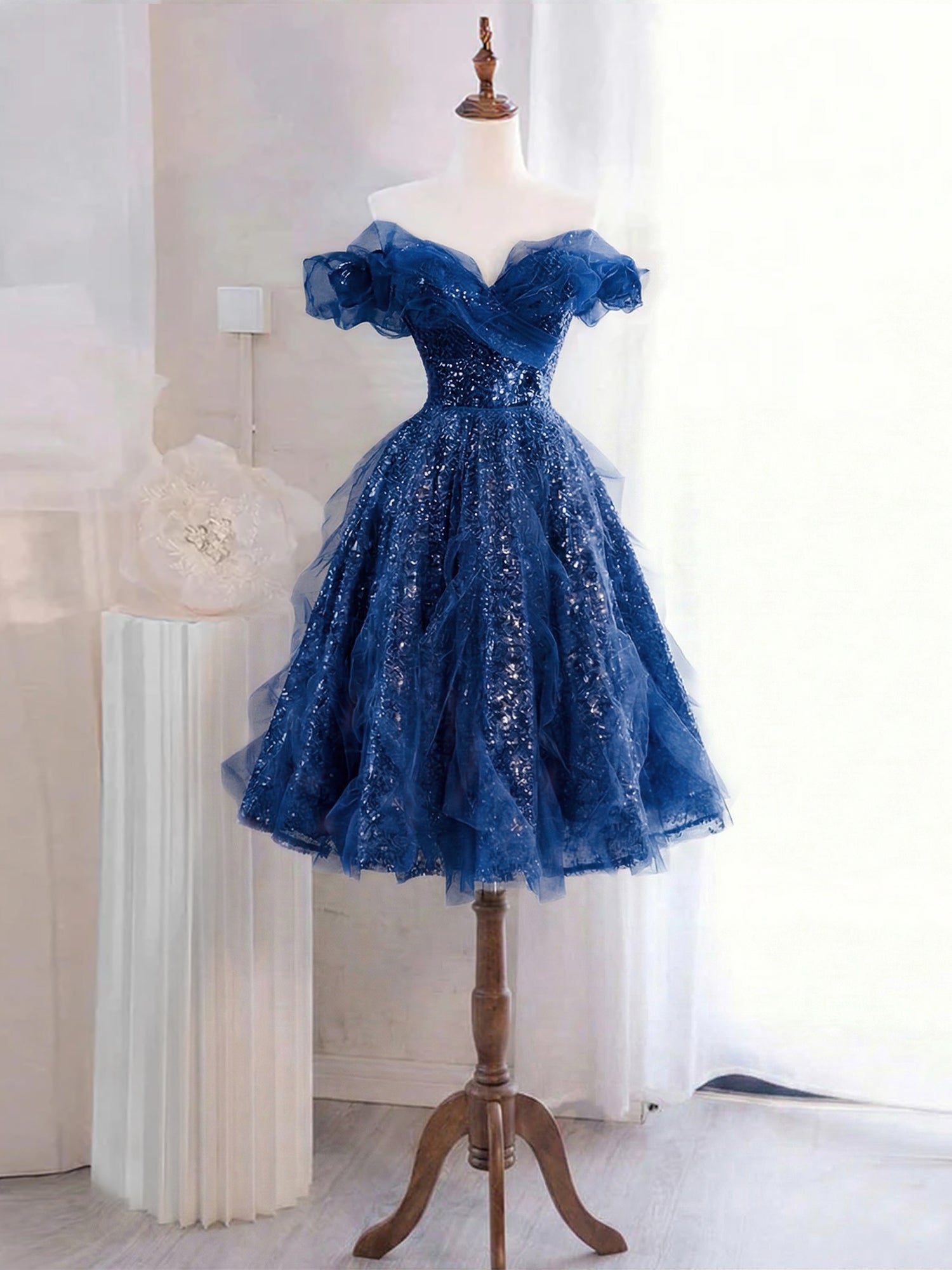 Whimsical Lavender Glitter Tulle Off-the-Shoulder Mini Homecoming Dress
