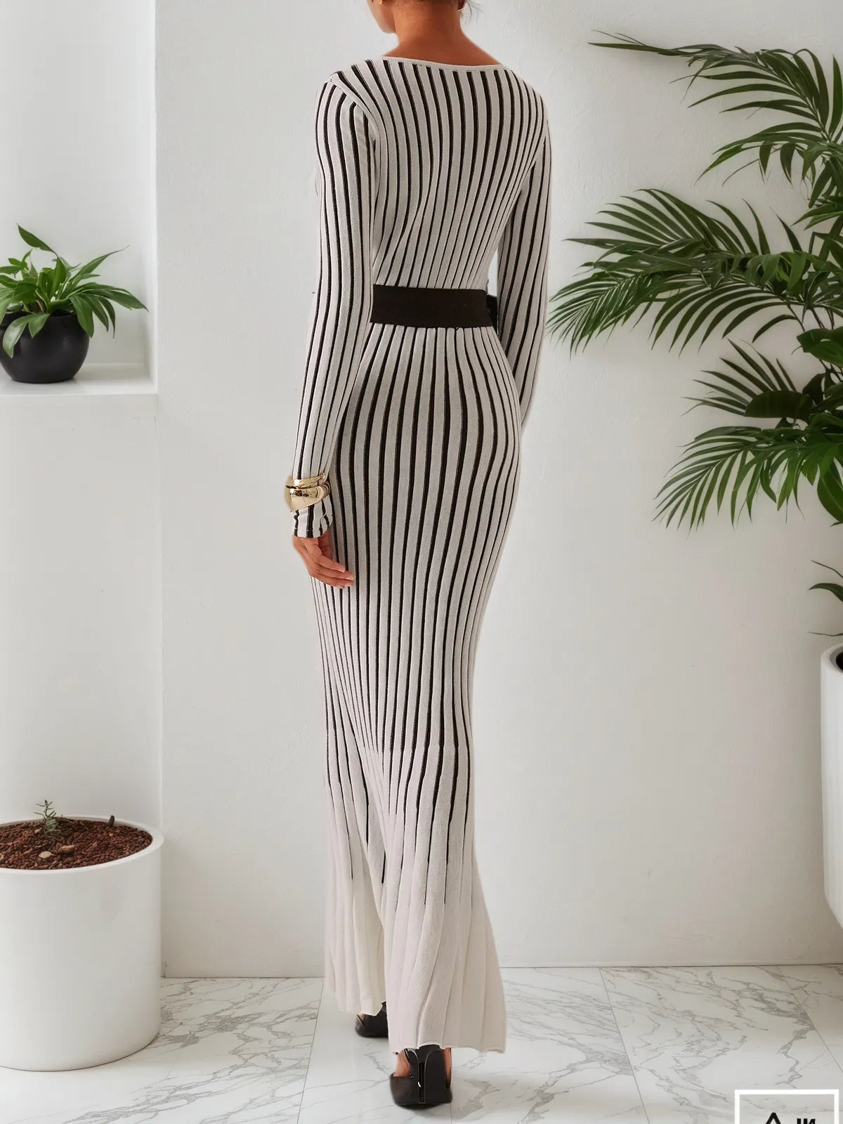 White Striped Sheath/Column Maxi Wool Sweater Dress With Belt