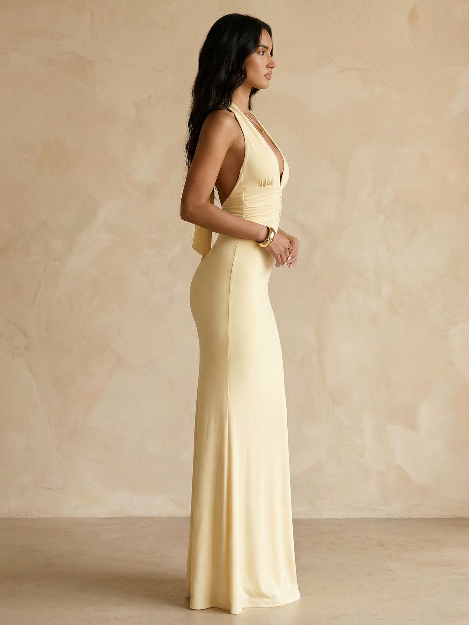 Yellow Halter Neck Maxi Dresses with Pleat Mermaid Evening Dress