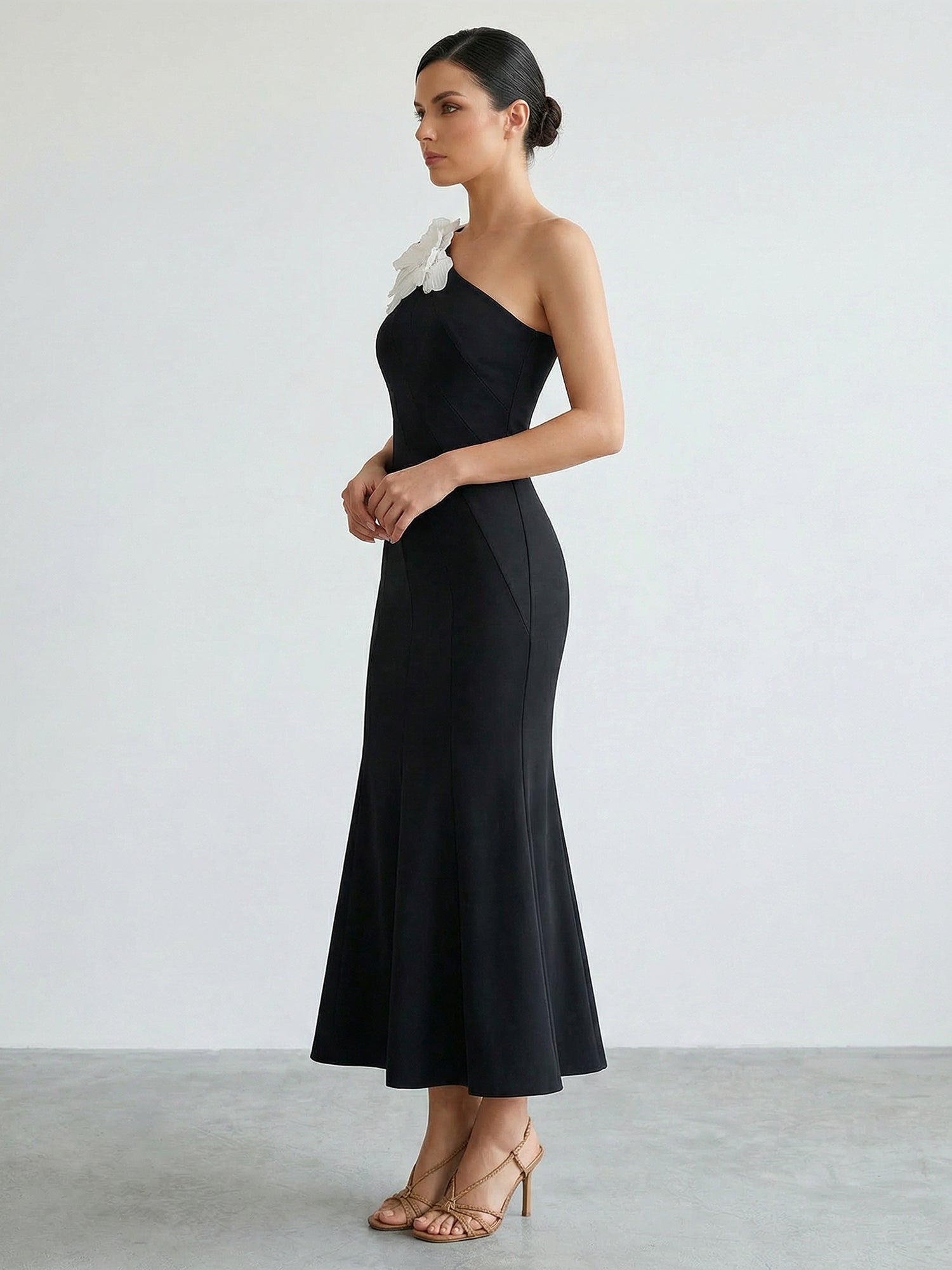 Black One-Shoulder 3D Floral Appliqué Mermaid Midi Dress
