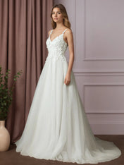 White Ball-Gown Lace Wedding Dress