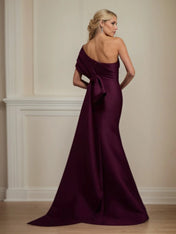 Trumpet/Mermaid One Shoulder Sleeveless Satin Mother of the Bride Dress With Ruched