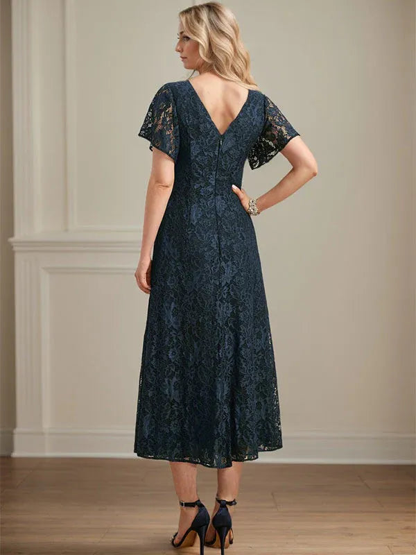 Robe de mère de la mariée en mousseline de soie, coupe trapèze, col en V et longueur thé 