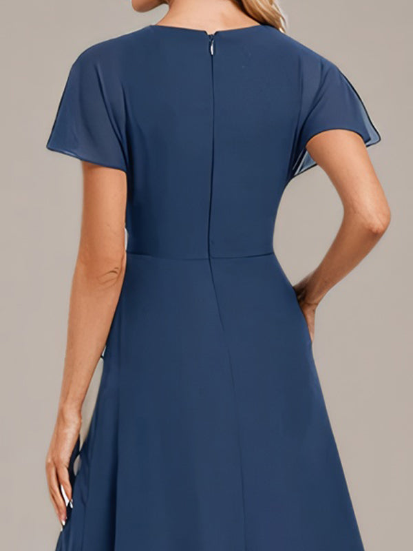 Back Style: Back Zip