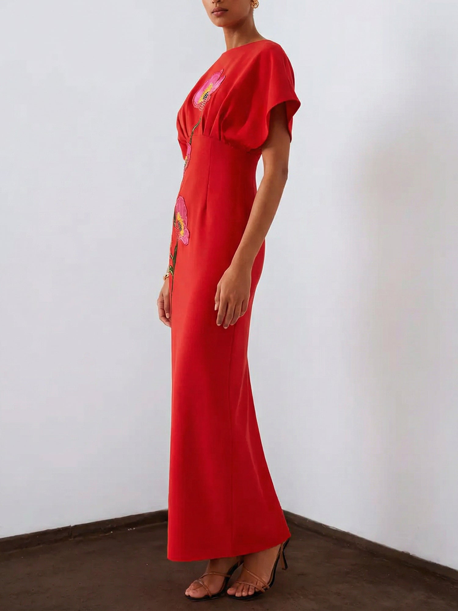 Red 3D Floral Appliqué Boat Neck Short Sleeve Backless Sheath Maxi Dress