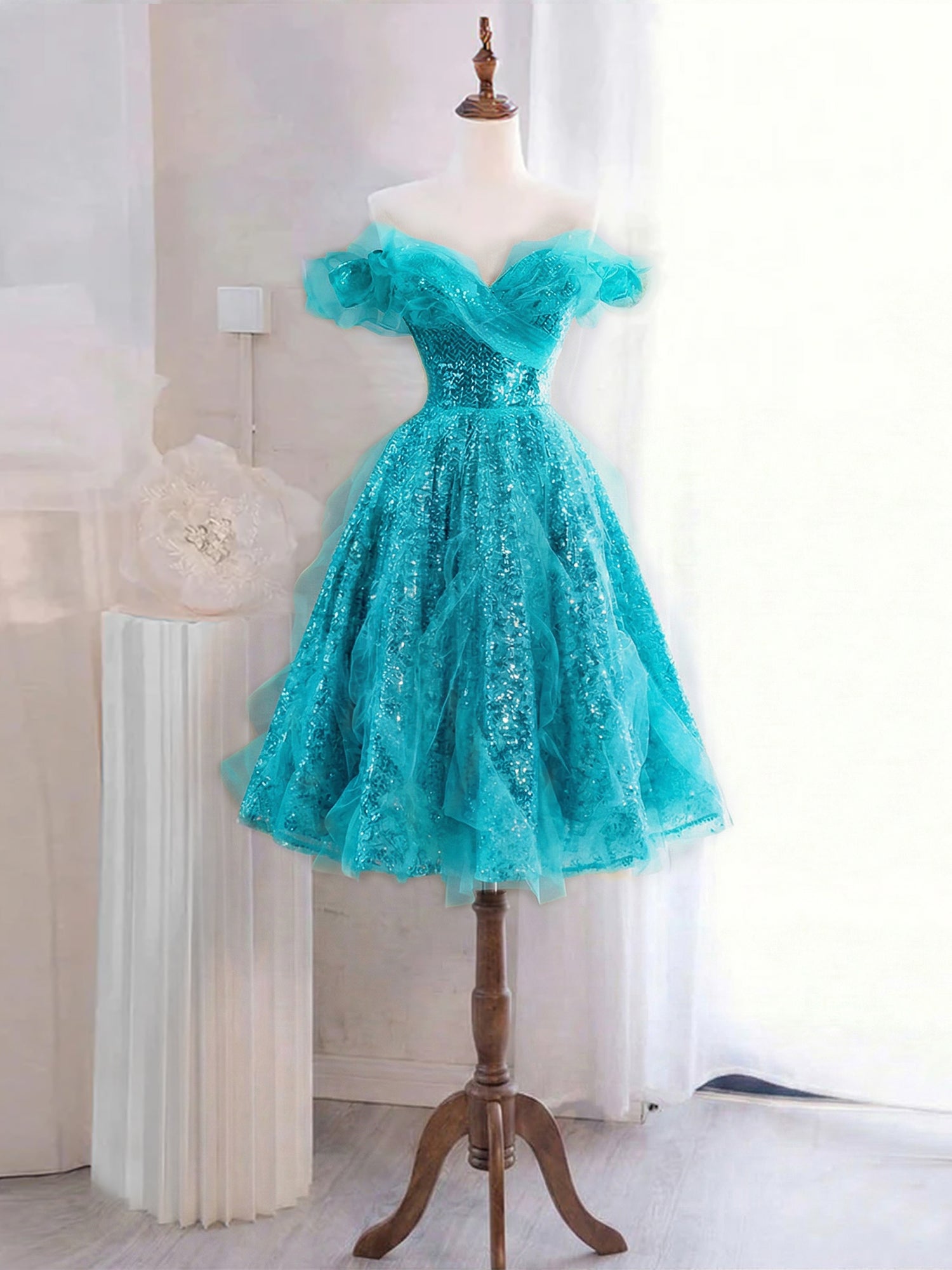 Whimsical Lavender Glitter Tulle Off-the-Shoulder Mini Homecoming Dress