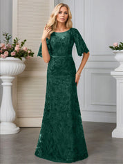 A-line Scoop Neck Floor-Length Lace Evening Dress With Appliques