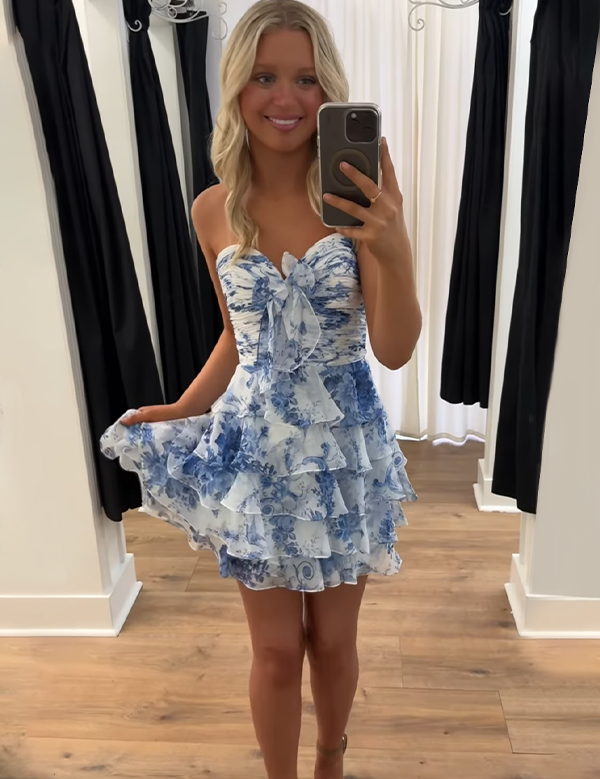 505C02LF118-Blue-Flower_1080x_0b744a99-99f5-47f5-b9f7-1a52ad50551d.png