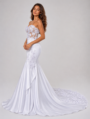 Elegant Strapless Sheer Lace Applique Satin Mermaid Wedding Dress with Chapel Train