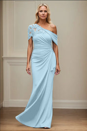 Trumpet/Mermaid Asymmetrical Mother of the Bride Dress with Appliques
