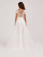 Elegant Lace Applique Short-Sleeve Mermaid Wedding Dress with Detachable Overskirt and Chapel Train