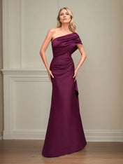 Trumpet/Mermaid One Shoulder Sleeveless Satin Mother of the Bride Dress With Ruched