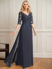 Robe de mère de la mariée trapèze, col en V, longueur au sol, en mousseline de soie et dentelle, avec sequins plissés 