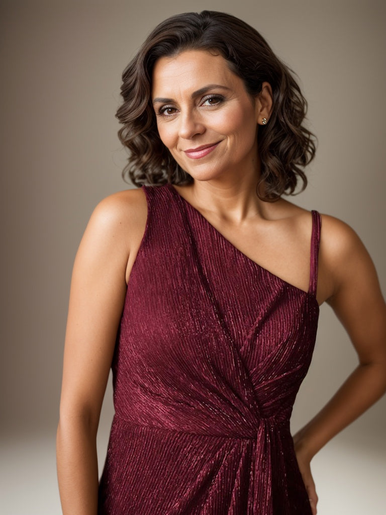 Robe fourreau Ruby asymétrique en maille métallisée pour mère de la mariée