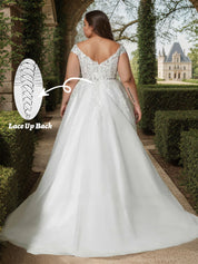 Off the Shoulder White Ball-Gown Applique Wedding Dress