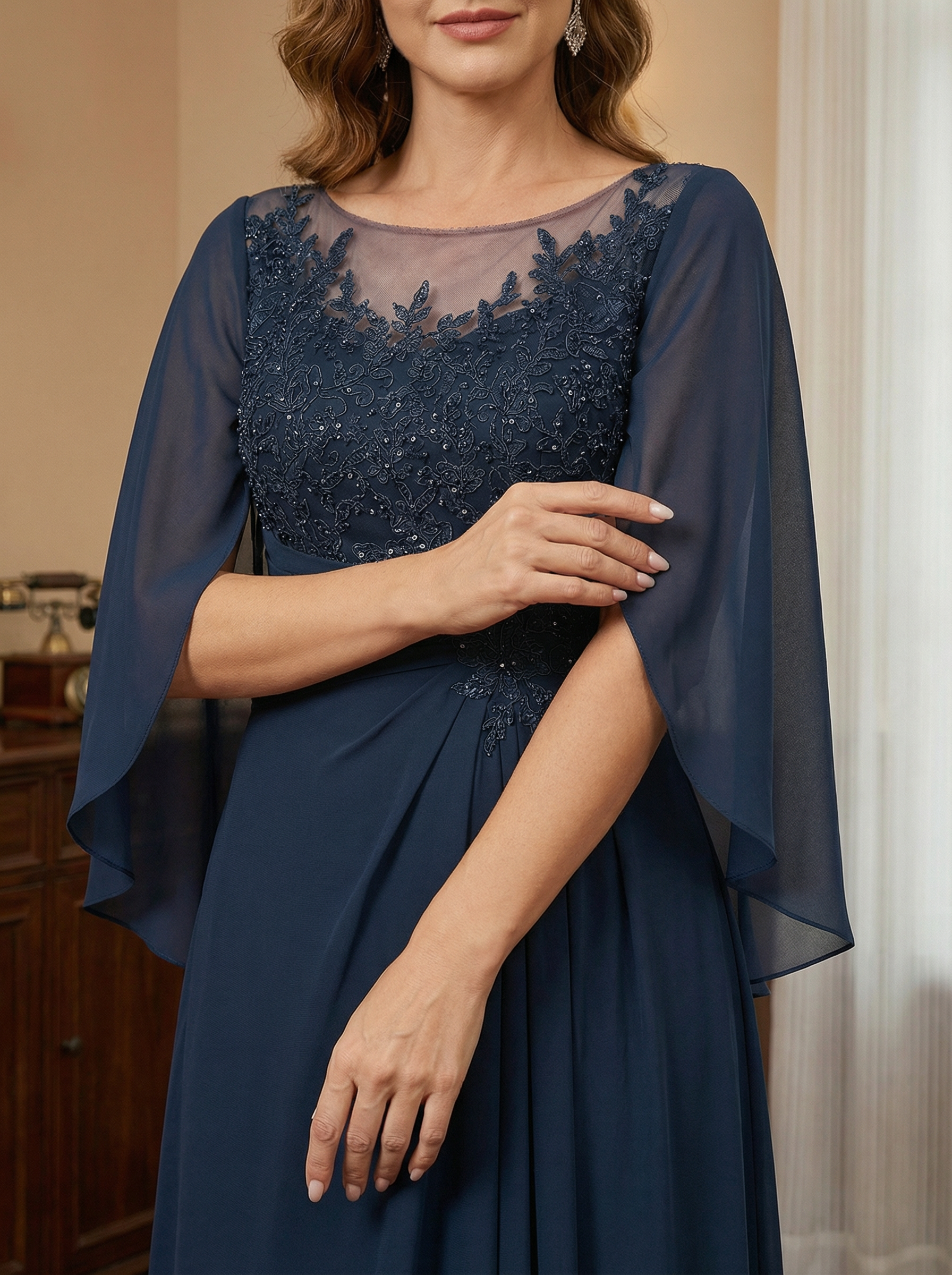 A-Line/Princess Scoop Floor-Length Mother of the Bride Dresses with Pleated & Sequins