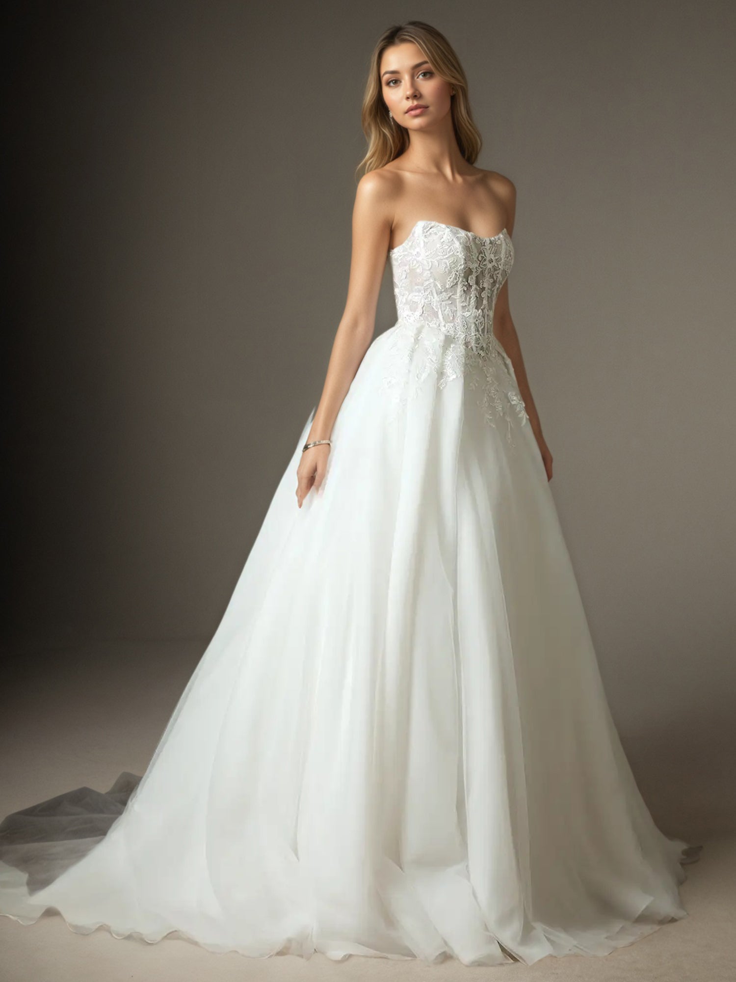 White Ball-Gown Strapless Lace Tulle Wedding Dress