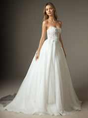White Ball-Gown Strapless Lace Tulle Wedding Dress